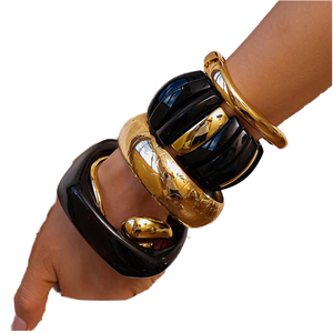 2025 Fashion Jewelry <b>Red</b> Resin Wide Face Open BANGLES Luxury High-end Handmade Antique Silver Plated Black Geometric - Product Image 3