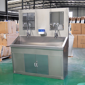 Station de lavage des mains en acier inoxydable 1500x600x1800mm avec système de lavage intégré pour usage médical - Product Image 1