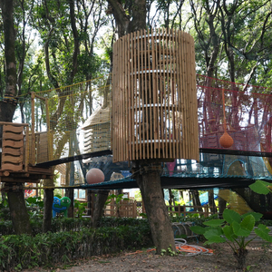 Ropecube Équipement de jeu pour parcs forestiers : Filet d'escalade anti-corrosion pour zones de loisirs écologiques, Cabane dans <span class=keywords><strong>les</strong></span> arbres en bois de forme personnalisée - Product Image 3