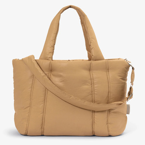 Bolso Tote Grande Personalizado con Logotipo, para <span class=keywords><strong>Mujer</strong></span>, Acolchado, con Cierre, Correa Ajustable para Llevar al Hombro o Cruzado - Product Image 4