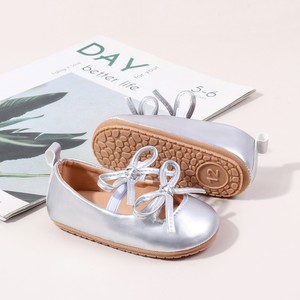 Scarpe basse con fiocco <span class=keywords><strong>per</strong></span> <span class=keywords><strong>neonata</strong></span>, in pelle PU traspirante, comode, con suola in gomma antiscivolo, <span class=keywords><strong>per</strong></span> i primi passi del neonato - Product Image 4