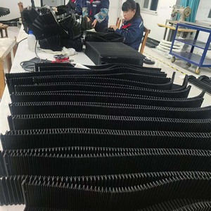 Couvercle anti-poussière CNC pliant en nylon noir couvercle de <span class=keywords><strong>soufflet</strong></span> d'<span class=keywords><strong>orgue</strong></span> en accordéon avec bouclier de protection en tissu de guidage pour organes - Product Image 5