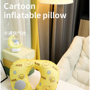 Oreiller de voyage gonflable en forme de U avec motif de fruits, en polyester, portable, rafraîchissant, pour une utilisation en extérieur - Product Image 4