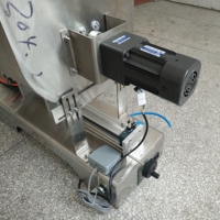 Machine de remplissage semi-automatique à piston pour liquides, remplisseuse quantitative pour sauce chili, sauce bœuf, beurre de cacahuète, vinaigrette, ketchup