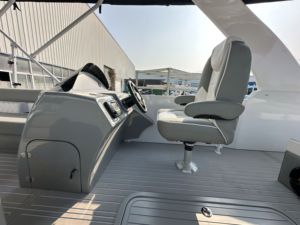 Yacht <span class=keywords><strong>de</strong></span> sport <span class=keywords><strong>de</strong></span> luxe 27 pieds en aluminium avec système audio pour la pêche, la croisière, les loisirs, les excursions et le divertissement 150 CV - Product Image 3