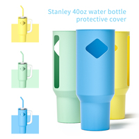 Vente en gros de housse de protection personnalisée pour bouteille d'eau housse de protection en silicone pour gobelet Stanley Quencher Adventure 40oz