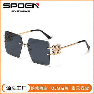 Gafas de sol cuadradas sin montura, lentes degradadas UV400, para mujer, ligeras, para exteriores, a la moda para adultos - Product Image 5