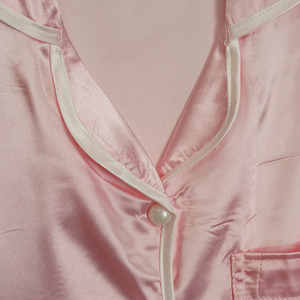Pijamas de poliéster con botones de solapa para mujer, ropa de dormir al por mayor, conjunto de pijama de dos piezas para primavera y verano para mujer - Product Image 2