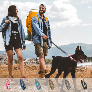 Collares de perro de camuflaje Rosa ajustables suaves de nailon de primera calidad <span class=keywords><strong>Collar</strong></span> de perro táctico resistente impermeable reflectante con soporte Airtag - Product Image 6