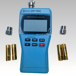 Manómetro Druck DPI705E-1-13G, Indicador de 20 bar, Precisión del 0.1% FSD, 1/8"F o NPT - Product Image 1