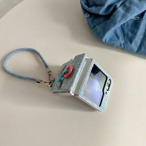 Coque de téléphone Denim <span class=keywords><strong>Kitty</strong></span> Cat avec poche pour carte et dragonne pour <span class=keywords><strong>Samsung</strong></span> Z Flip 7/6/5/4/3, housse de protection anti-chute mignonne - Product Image 4