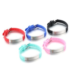 Yiwu Aceon, banda deportiva de silicona colorida de acero inoxidable, barra de identificación curva deslizante ajustable, cinta de rompecabezas colorida, pulsera para Autismo - Product Image 1
