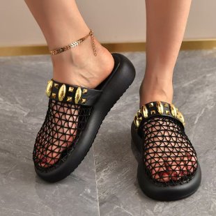 52 black