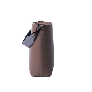 Sacs à main en cuir de vachette fabriqués sur mesure en usine, design tendance, sac seau, sac bandoulière en cuir véritable pour femmes - Product Image 3