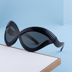 Gafas de sol estilo ojo de gato Y2K para mujer, protección UV400, montura de PC, gafas modernas - Product Image 5