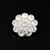 Jinyi Usine Logo Personnalisé Marque Designer Alliage de Zinc Métal Cristal Strass Broche Vêtements Vêtements Accessoires Métal Logo