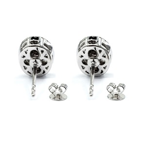 Boucles d'oreilles solitaires plaquées or 18 carats pour femme, bijoux tendance en forme d'ovale avec diamants baguette effilés pour mariage - Product Image 2