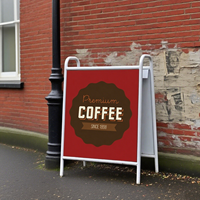 Utilisation en extérieur dans les cafés, les restaurants, les supermarchés, les galeries d'art Tableau d'affichage vertical moderne en métal étanche à la pluie à double face