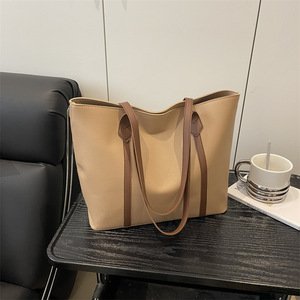Sac fourre-tout rétro simple à bandoulière grande capacité couleur unie style coréen pour femme, nouvelle collection automne 2025 - Product Image 3