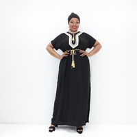 Robe Boubou noire avec encolure contrastée et ceinture à nouer STA1859-2F