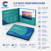 Brochure vidéo d'entreprise personnalisée A5 à couverture rigide avec écran LCD 5 pouces 800x480, interrupteur magnétique et lecture automatique, pour le branding et l'art populaire