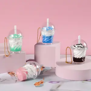 Portachiavi carino gelato portachiavi Dessert zaino per ragazze portachiavi in plastica con Logo in lega Charm al latte ciondolo PVC personalizzato