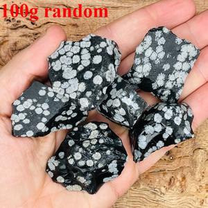 Piedra de Obsidiana en Bruto con Forma de Copo de Nieve, Cristal Natural Curativo de Alta Calidad al por Mayor para Decoración del Hogar y Regalos de Navidad - Product Image 4