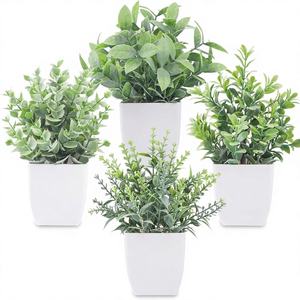Der Rose Lot de 4 mini-plantes artificielles en eucalyptus en plastique, vertes, en pot, 2,56 pouces, respectueuses de l'environnement, décoration intérieure - Product Image 1