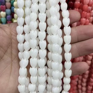 Perles intercalaires en poudre de coquillage pressée 8*10mm, motif tulipe orchidée, pour accessoires de bracelet et collier DIY, produit transfrontalier très vendu - Product Image 1