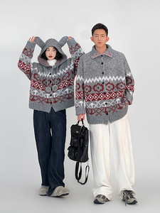 เสื้อแจ็คเก็ตมีฮู้ดผ้าแจ็คการ์ดสีเทาทรงหลวมสบายๆ สำหรับผู้หญิง สไตล์เกาหลี ฤดูใบไม้ร่วง ฤดูหนาว ชุดลำลองอเนกประสงค์สำหรับคู่รัก - Product Image 3