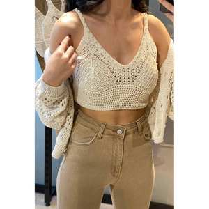 Haut court en tricot orné de perles bohèmes pour femmes, sans manches, en tricot doux pour l'été - Product Image 3