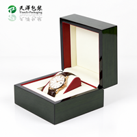 Boîte à montre en bois vert foncé brillant personnalisée pour emballage cadeau de montre de luxe, étui de présentation protecteur pour une seule montre avec logo personnalisé