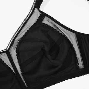 Soutien-gorge Confortable et Respirant <span class=keywords><strong>Grande</strong></span> <span class=keywords><strong>Taille</strong></span> à Bonnets Profonds en Dentelle Évidée Sans Armature Non Doublé en Nylon pour Femmes à Forte Poitrine - Product Image 3