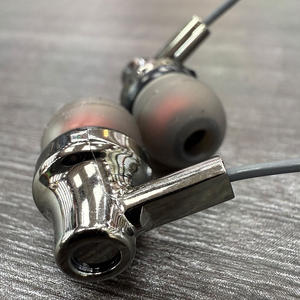 Pilotes haute sensibilité large gamme de fréquences écouteurs filaires 3.5mm à isolation phonique avec lecteurs Mp3 écouteurs universels en vrac - Product Image 4