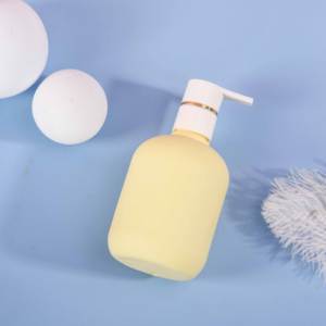 Bouteille rechargeable jaune personnalisée en plastique HDPE doux au toucher de 200ml avec pompe distributrice pour shampoing et <span class=keywords><strong>savon</strong></span> <span class=keywords><strong>bio</strong></span> pour enfants et bébés - Product Image 5