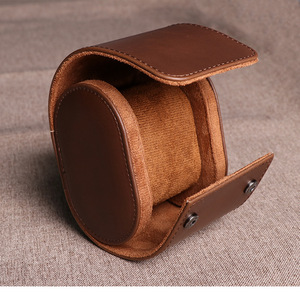 Caja de Almacenamiento para Relojes de Cuero Marrón con Logotipo Personalizado, Ranuras Desmontables para Relojes Individuales/Dobles, Porta Relojes de Viaje - Product Image 1