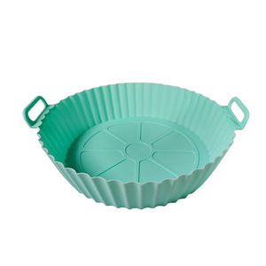 Molde Redondo de Silicona para Hornear, Antiadherente, Apto para Horno, Color Verde Menta, 20x17x5cm, Diseño con Doble Asa - Product Image 3