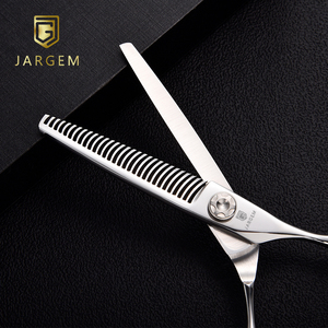 Coffret de ciseaux de coiffure professionnels de luxe 6 pouces en acier VG10 japonais, outils de barbier, <span class=keywords><strong>kit</strong></span> d'éclaircissement, vente en gros - Product Image 5