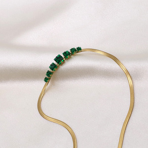 Neue europäische und amerikanische weibliche leichte Luxus-Halskette aus Titan-Stahl und Langen Schlangenknochen-Kette-Halsband Großhandel - Product Image 3