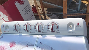 <span class=keywords><strong>Lave</strong></span>-<span class=keywords><strong>linge</strong></span> semi-automatique blanc, modèle très demandé pour le marché africain, <span class=keywords><strong>prix</strong></span> spécial, <span class=keywords><strong>prix</strong></span> de gros, usage domestique - Product Image 4