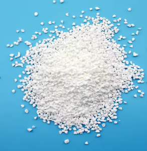 Chlore de haute pureté 98,5% pour <span class=keywords><strong>piscine</strong></span> Stabilisateur de chlore <span class=keywords><strong>Acide</strong></span> cyanurique pour <span class=keywords><strong>piscine</strong></span> <span class=keywords><strong>Acide</strong></span> cyanurique - Product Image 1