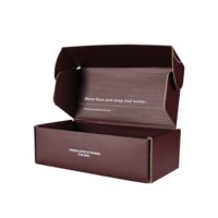 Boîte pliante personnalisée de luxe en papier recyclé gaufré, boîte d'expédition postale en carton ondulé brun de 2 mm d'épaisseur avec fentes, pour chaussettes avec logo