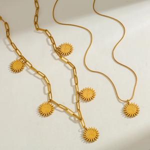 Collier pendentif soleil élégant pour femmes en acier inoxydable 304 plaqué or véritable 18 carats, chaîne serpent avec fermoir à homard, bijoux simples - Product Image 1