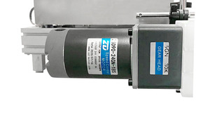 DOVOLL 6头台式灌装机带输送机的台式灌装机 - Product Image 6