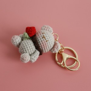 Pendentif Ours Rose Exquis <span class=keywords><strong>en</strong></span> Peluche Tricoté à la Main, <span class=keywords><strong>Mini</strong></span> Porte-clés <span class=keywords><strong>en</strong></span> Crochet, Petite Poupée Faite à la Main - Product Image 3