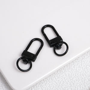 ใหม่โซ่กุญแจประตูสีลูกกวาดสีลูกกวาดสร้อยข้อมือรูปตัวยูเครื่องประดับแบบทำมือกุญแจโลหะเครื่องราง - Product Image 3