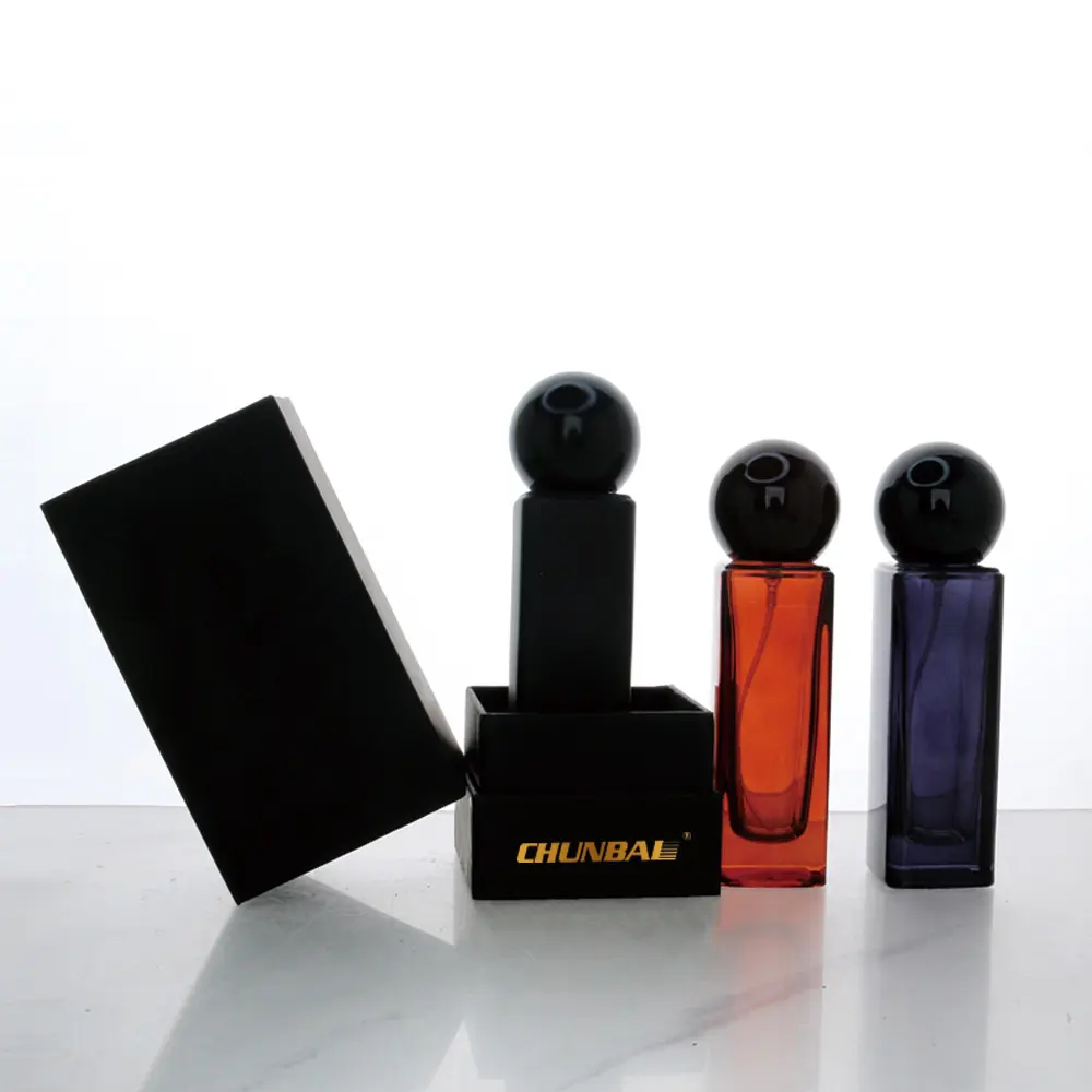 Envase de vidrio cuadrado redondo mate negro botella de perfume 50 ml 100ml con cajas de lujo