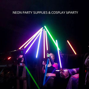Vente en gros de sabre laser de duel de cosplay laser clignotant à led colorée pour enfants épée lumineuse jouets d'épée laser phonique - Product Image 6