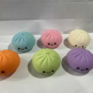 Hot Selling Plastic Steamer Bun Squeeze Toy for Stress Relief and Anxiety Relief Cute Design for Ages 7-14 - Product Image 3