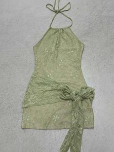 Robe crayon sexy sans manches à col licou en dentelle pour femme, collection Hiver 2026, imprimé numérique, non tissé, teint uni, style streetwear - Product Image 2